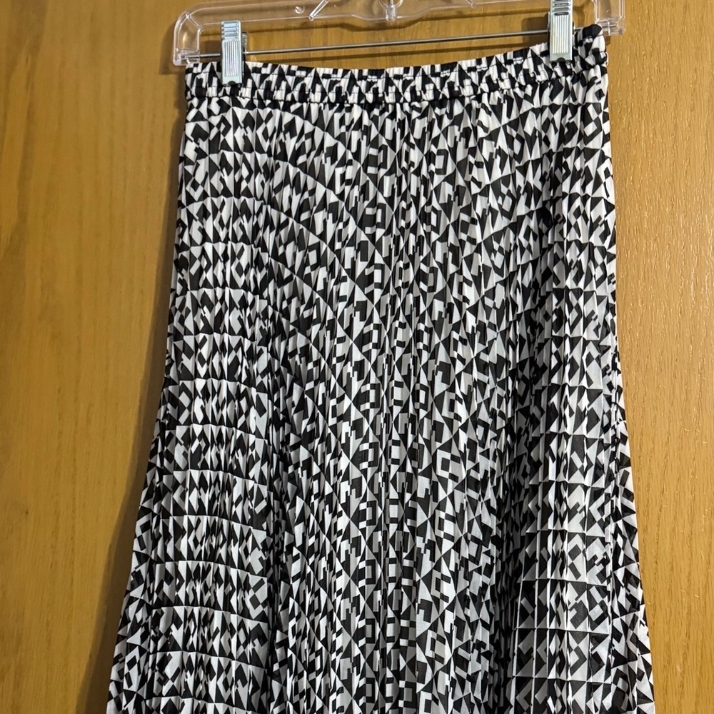 Club Monaco Midi Skirt